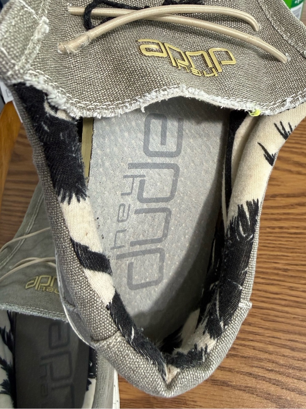 Hey Dude Wally Stretch size 11, outer gray. Inside Black Palm Trees on Beige - Picture 9 of 11